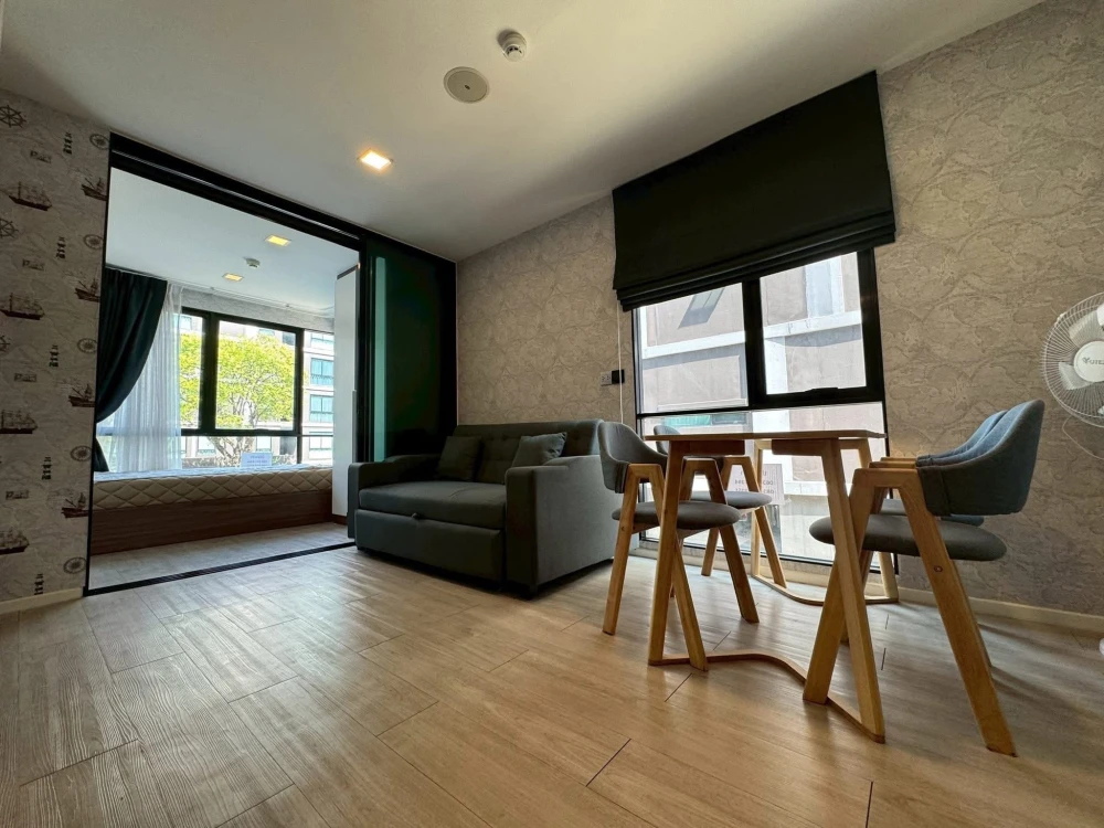 ให้เช่า Atmoz Ladprao 71 2 ห้องนอน พื้นที่ใช้สอยเยอะ ติดวอลเปเปอร์ลายสวย เฟอร์ครบ จองด่วน