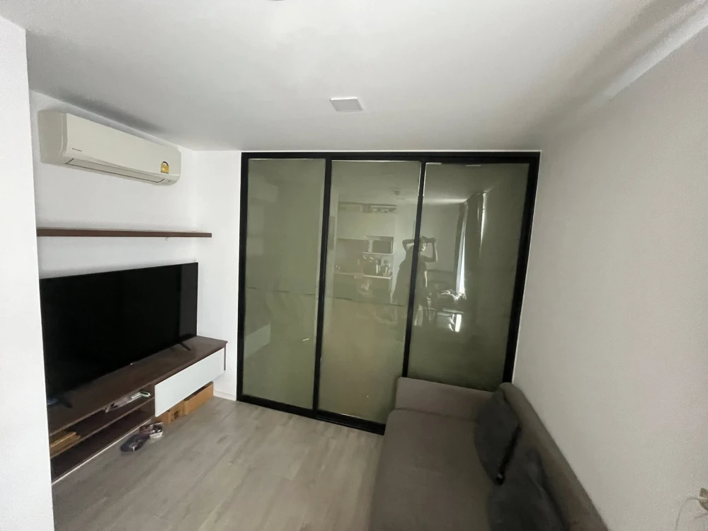 ให้เช่า Atmoz Ladprao 71 2 ห้องนอน มาพร้อมเฟอร์นิเจอร์และสิ่งอำนวยความสะดวกครบครัน หิ้วกระเป๋าเข้าอยู่ได้เลยจ้า