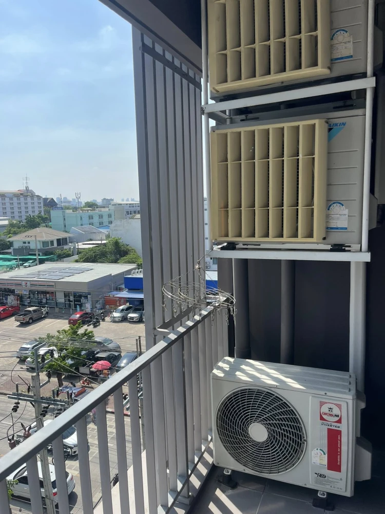 ให้เช่า Atmoz Ladprao 71 2 ห้องนอน มาพร้อมเฟอร์นิเจอร์และสิ่งอำนวยความสะดวกครบครัน หิ้วกระเป๋าเข้าอยู่ได้เลยจ้า