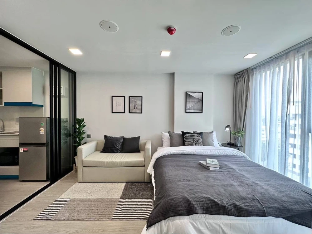 ให้เช่า Atmoz Oasis Onnut ห้องแต่งสวยคุมโทนสุดปัง เฟอร์นิเจอร์ครบครัน ทำเลดี เดินทางสะดวก จองเลย images