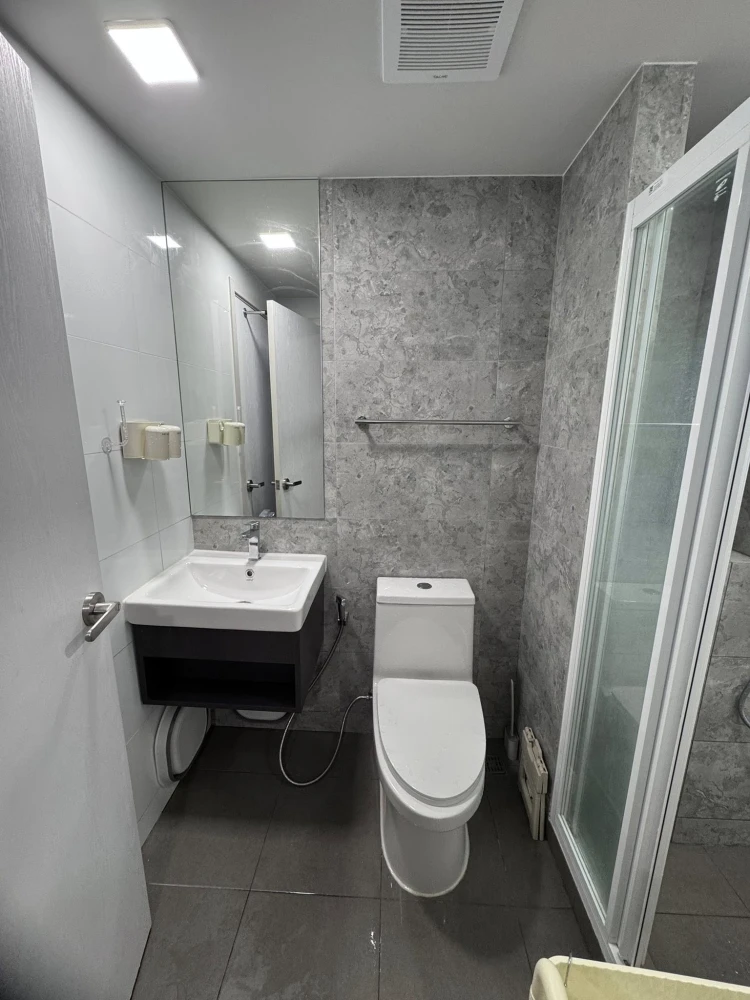 ให้เช่า Atmoz Oasis Onnut 1 ห้องนอน 1 ห้องน้ำ ชั้น 4 ทำเลดี เฟอร์นิเจอร์ครบครัน ดีแบบนี้จะรออะไร