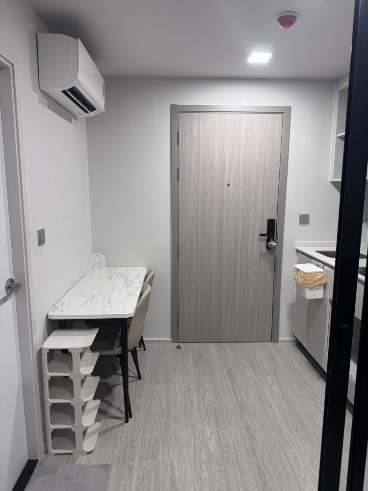 ให้เช่า Atmoz Oasis Onnut 1 ห้องนอน 1 ห้องน้ำ ชั้น 4 ทำเลดี เฟอร์นิเจอร์ครบครัน ดีแบบนี้จะรออะไร