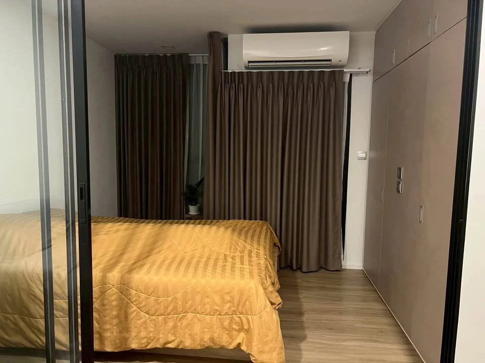 ให้เช่า Atmoz Ratchada-Huaikwang ชั้น 4 ห้องกั้น น่าอยู่ สนใจรีบจองเลย อย่ารอช้า ด่วนๆ