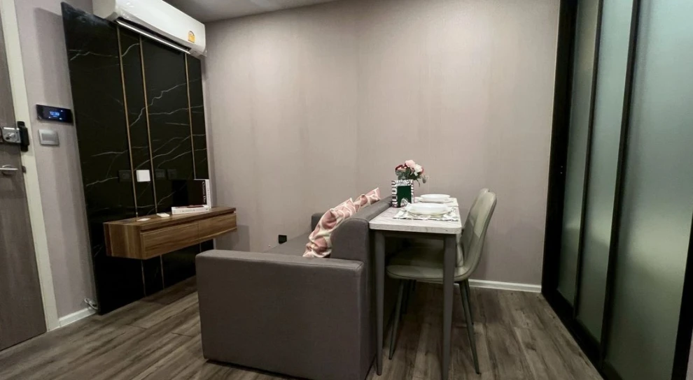 ให้เช่า Atmoz Ratchada-Huaikwang ชั้น 8 ห้องแต่งครบ น่าอยู่ สนใจจองเลย