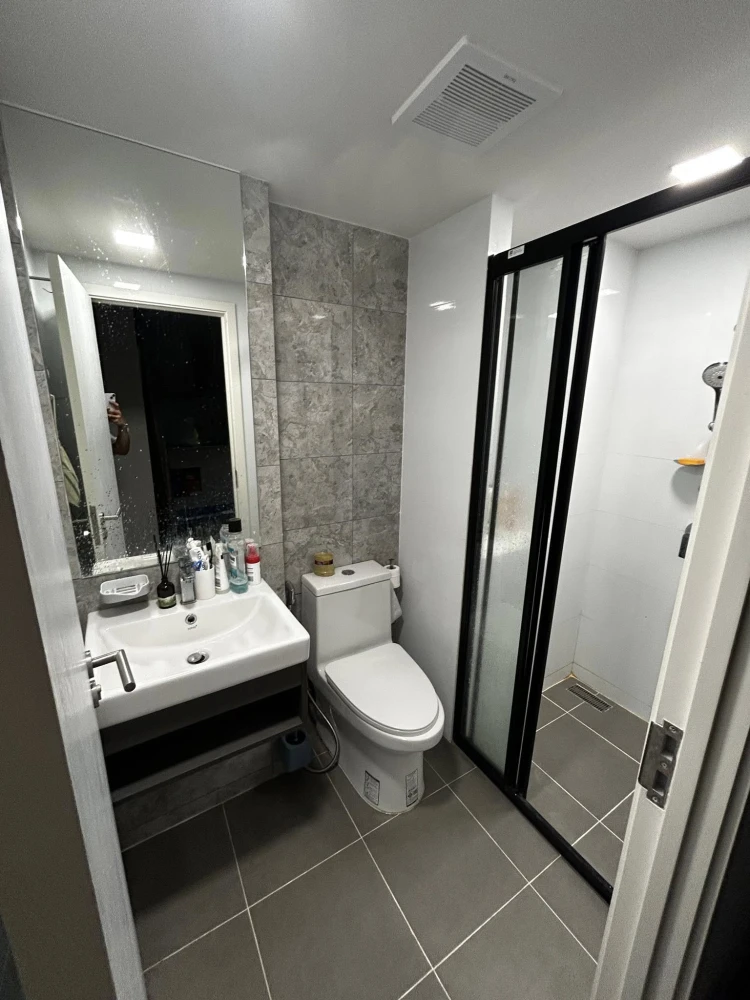 ให้เช่า Atmoz Tropicana Bangna 1 ห้องนอน ทำเลดี เห็นวิวสวนสวย เฟอร์นิเจอร์ครบครัน ห้ามพลาด