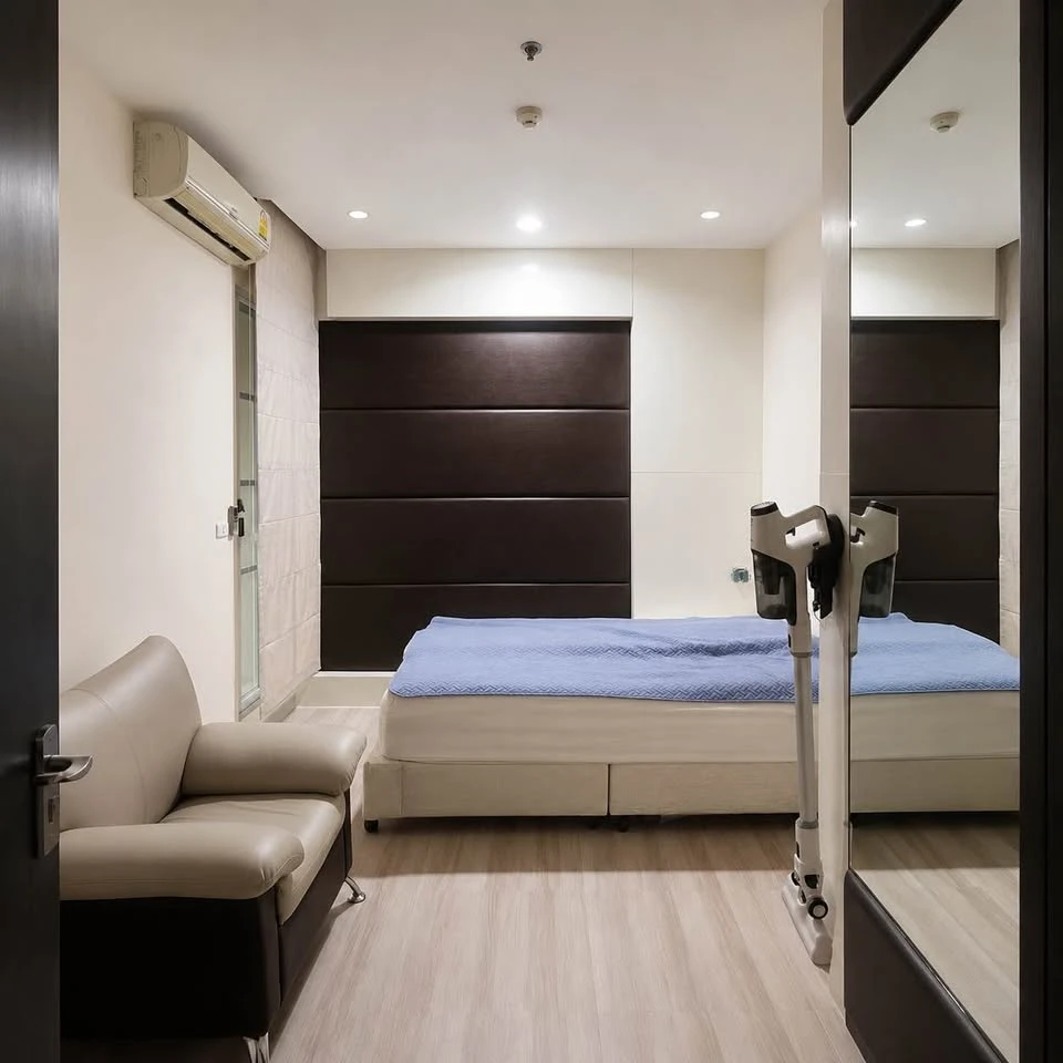 ให้เช่า Baan Klang Krung Siam-Pathumwan ห้องใหญ่อยู่สบายสุดๆ ตกแต่งด้วยเฟอร์อย่างดีมีคุณภาพ สนใจจองเลย