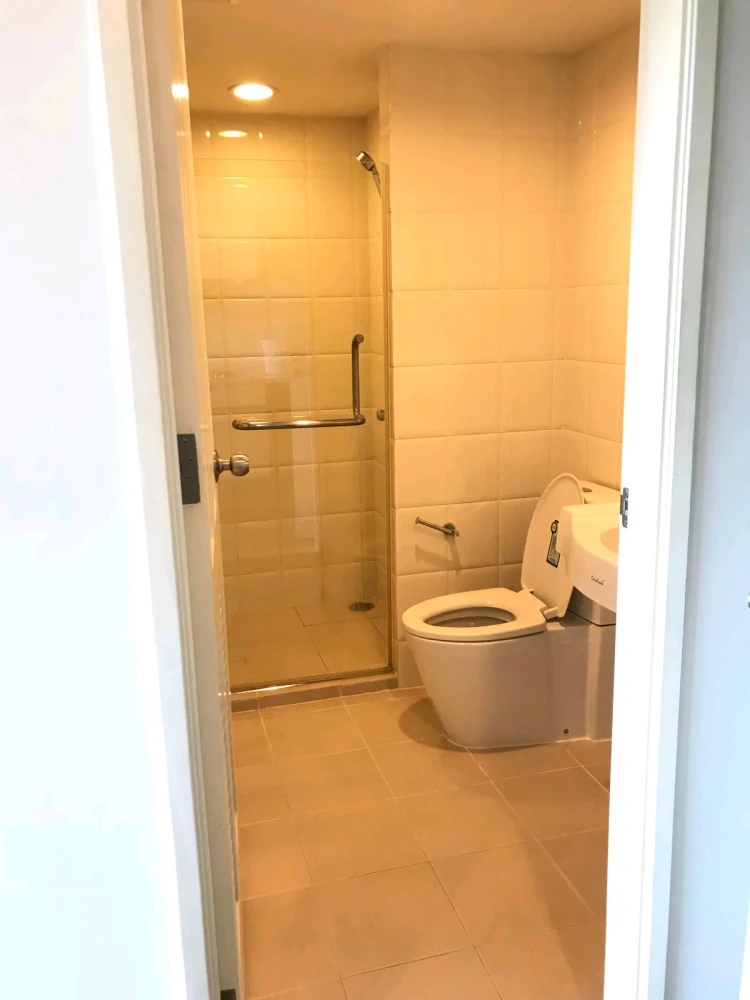 ให้เช่า Baan Navatara ชั้น 6 มาพร้อมการตกแต่งที่ครบครัน สนใจจองเลย