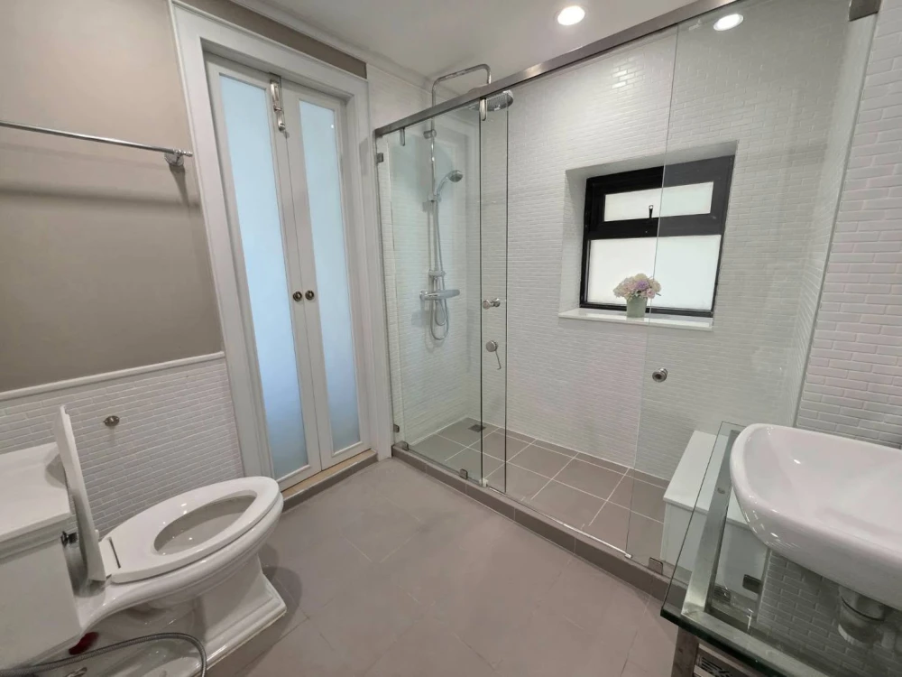 ให้เช่า BAAN PIYA SATHORN 2 ห้องนอน พื้นที่ใช้สอยเยอะ ติดวอลเปเปอร์อย่างดี จองด่วน
