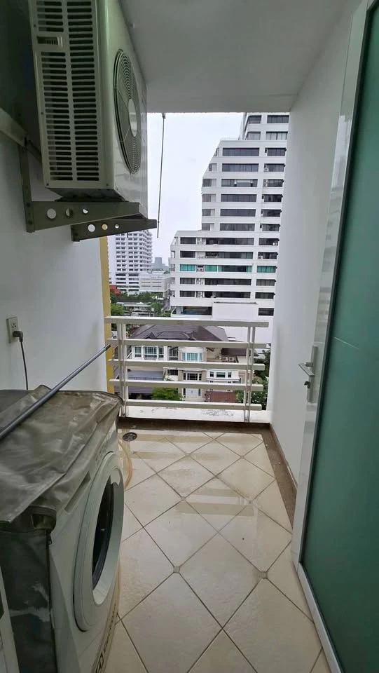 ให้เช่า Baan Siri Sukhumvit Soi 10  ห้องพร้อมอยู่ เฟอร์พร้อม หิ้วกระเป๋ามาได้เลย!!