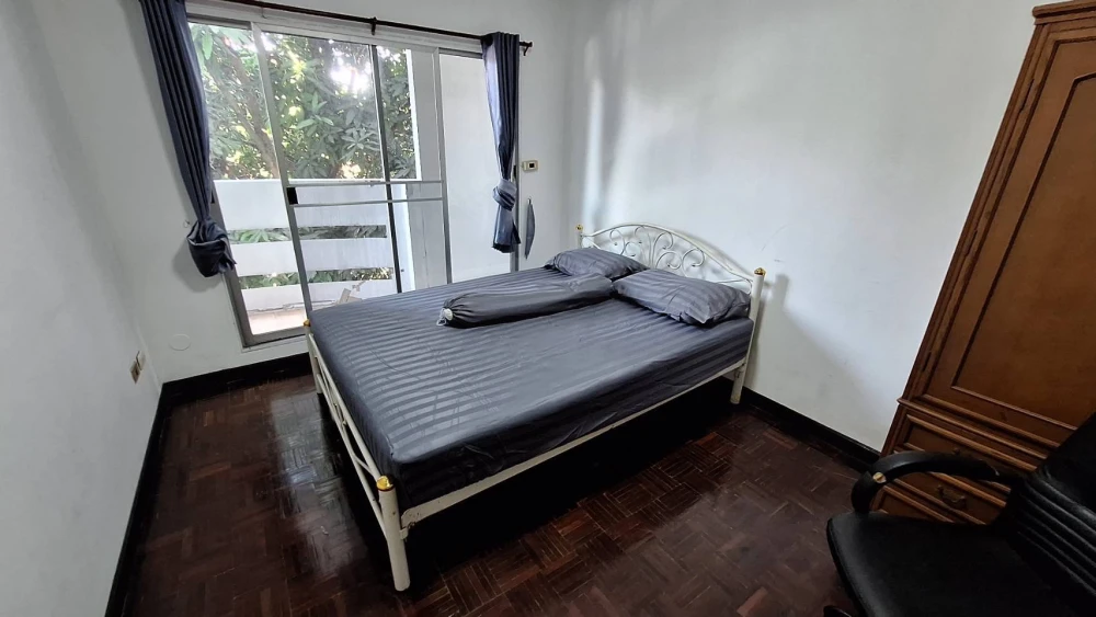 ให้เช่า Baan Suan Thon PhutthaBucha 47 ห้องชั้น 2 พื้นที่ใช้สอยเยอะ เฟอร์ครบครัน หิ้วกระเป๋าเข้าอยู่ได้เลยจ้า