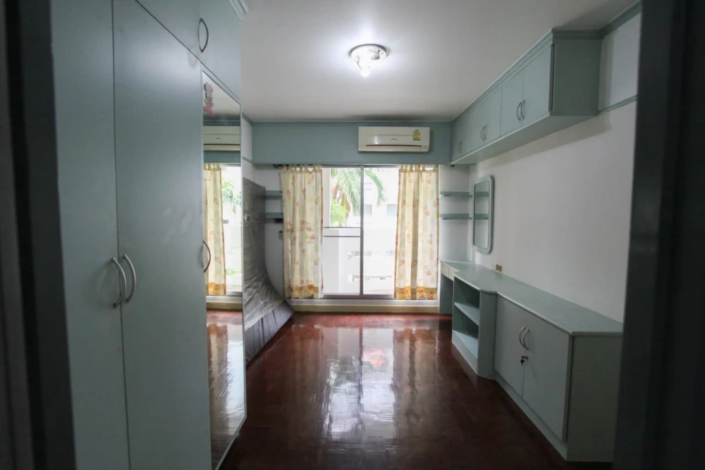 ให้เช่า Baan Suan Thon PhutthaBucha 47 ห้องชั้น 2 มาพร้อมเครื่องใช้ไฟฟ้าครบครัน ห้ามพลาด