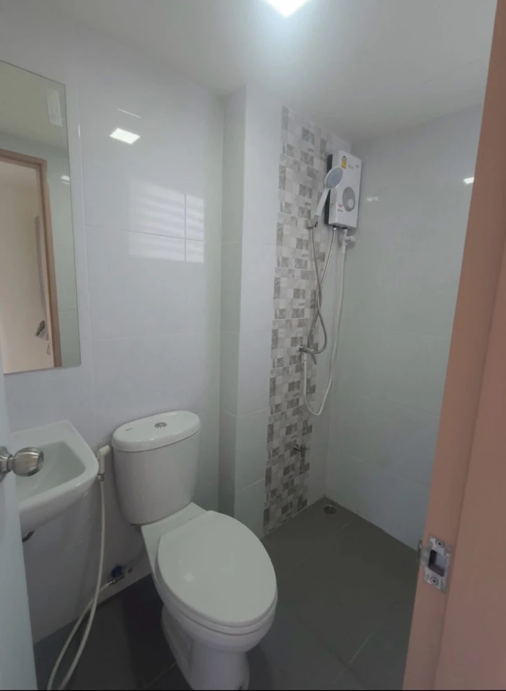 ให้เช่า Bangkae City Condo 1 - 2 ห้องสตูดิโอ ชั้น 5 ไม่สูงมาก มาพร้อมราคาสุดพิเศษ บอกเลยว่าคุณต้องไม่พลาด