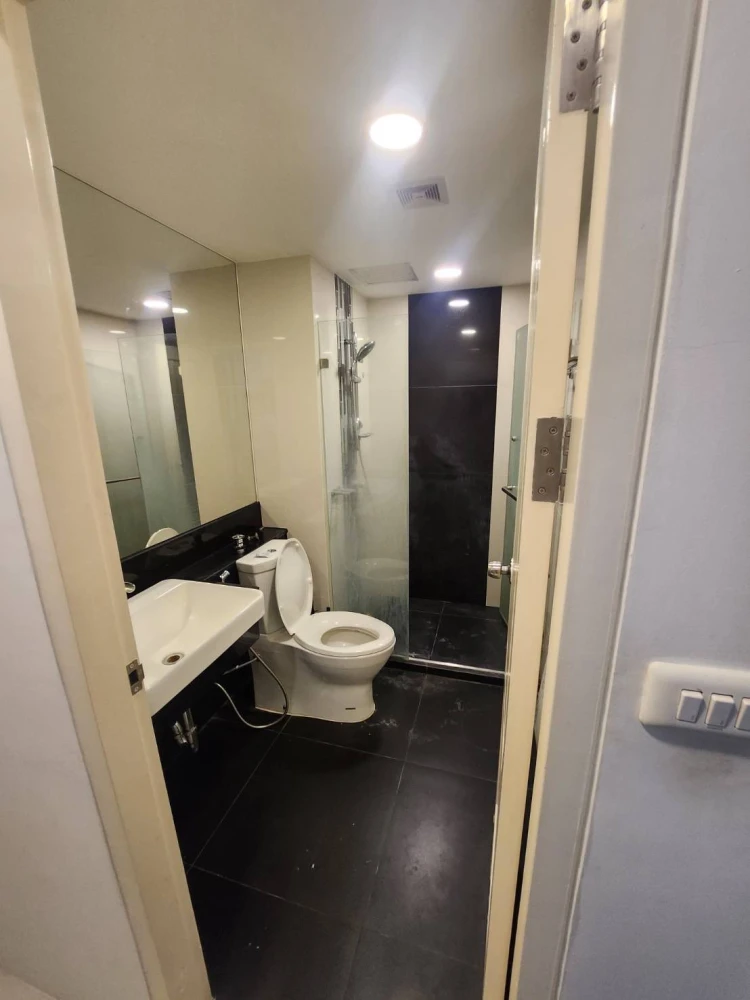 ให้เช่า Bangkok FELIZ Sathorn-Taksin ห้องพร้อมอยู่ เฟอร์พร้อม ห้องกว้างอยู่สบาย จองเลย