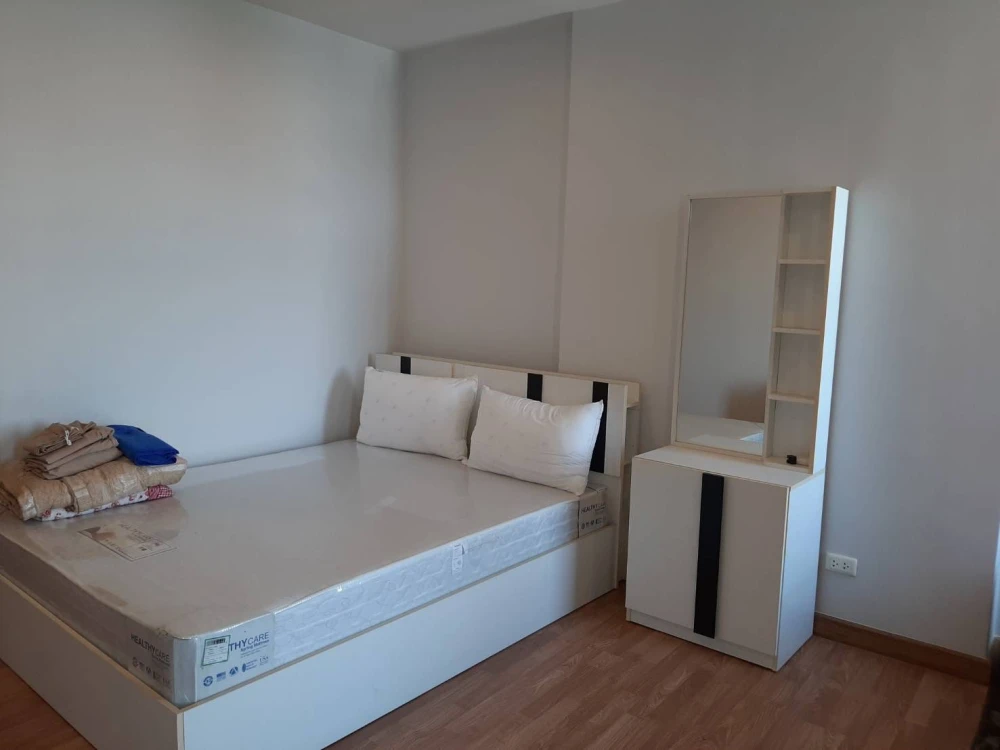 ให้เช่า Bangkok Horizon P48 ห้องพร้อมอยู่ เฟอร์พร้อม ราคาสบายกระเป๋า จองเลย!!!