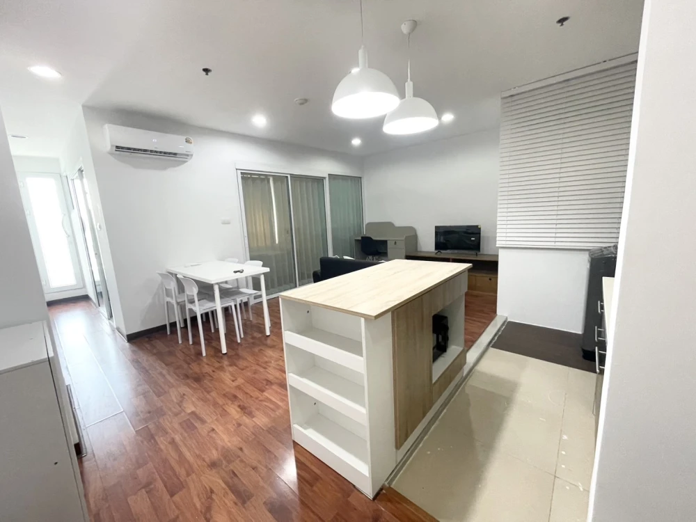 ให้เช่า Bangkok Horizon Ramkhamhaeng 1 ห้องนอน 1 ห้องน้ำ พื้นที่ใช้สอยเยอะ ทำเลดี เฟอร์นิเจอร์ครบครัน จองเลย