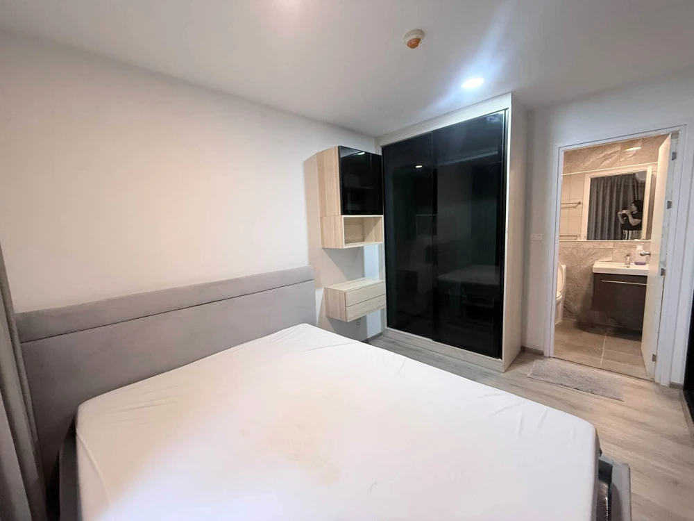 ให้เช่า BEAT บางหว้า อินเตอร์เชนจ์ ห้องขนาด 26 ตร.ม. ชั้น 4  ห้องพร้อมอยู่ เฟอร์นิเจอร์และเครื่องใช้ไฟฟ้า รีบจองเลย