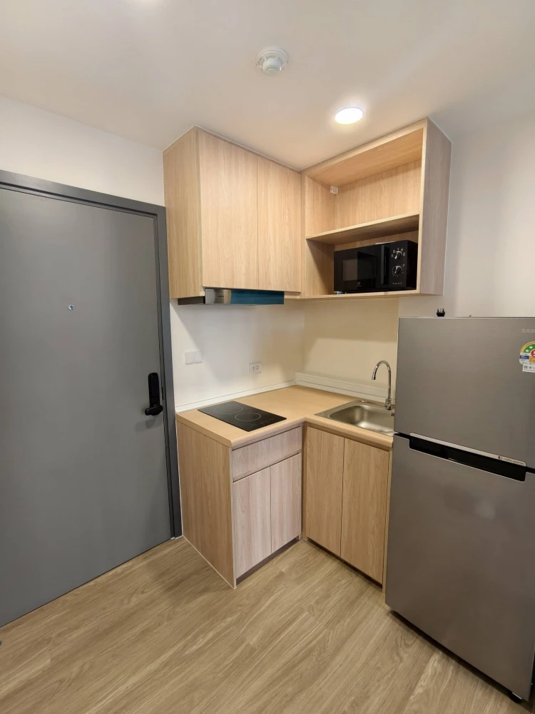 ให้เช่า Beat Sukhumvit ห้องพร้อมอยู่ เฟอร์พร้อม ชั้นไม่สูงน่าอยู่ จองเลย