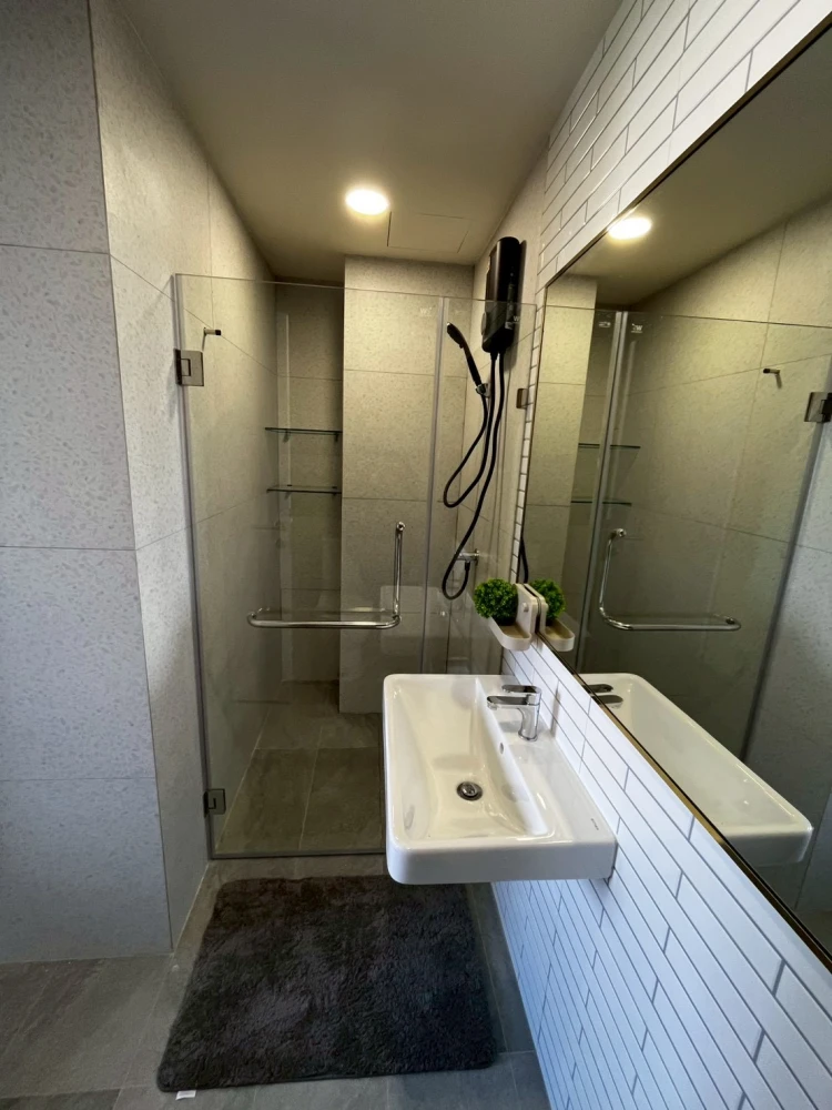 ให้เช่า Beat Sukhumvit ห้องสะอาด อบอุ่น ตกแต่งสไตล์โมเดิร์นอบอุ่น เฟอร์นิเจอร์ครบ พร้อมเข้าอยู่ได้ทันที