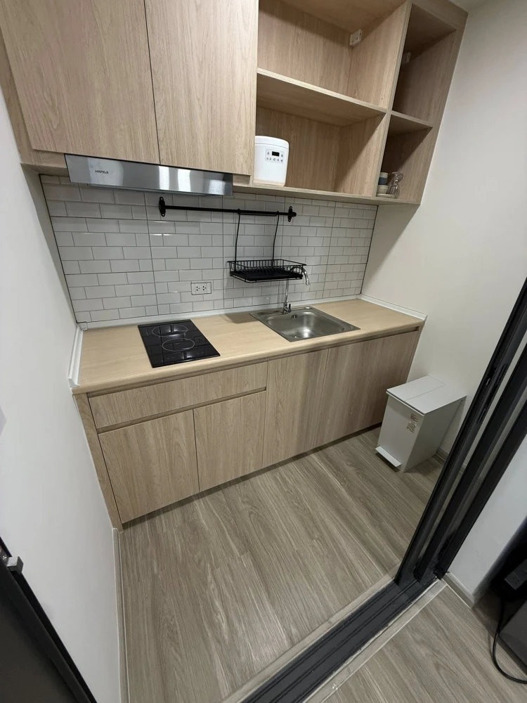 ให้เช่า beat sukumvit ห้องกว้างขวาง พื้นที่ใช้สอยเยอะ สิ่งอำนวยความสะดวกครบ จองเลย อย่าพลาด