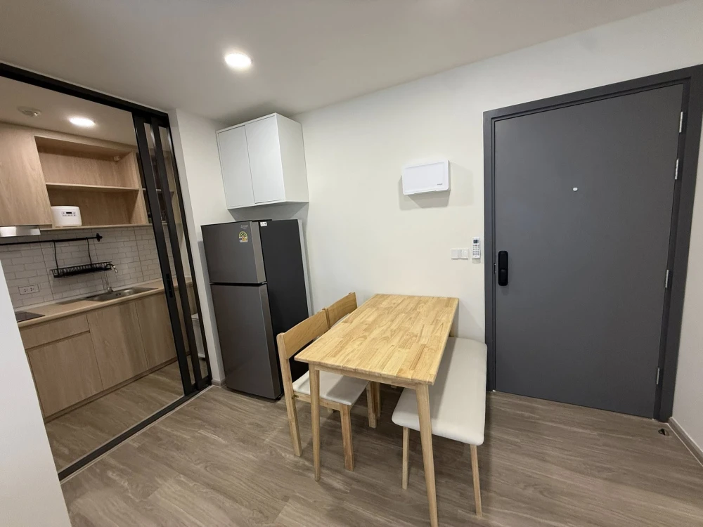 ให้เช่า beat sukumvit ห้องกว้างขวาง พื้นที่ใช้สอยเยอะ สิ่งอำนวยความสะดวกครบ จองเลย อย่าพลาด