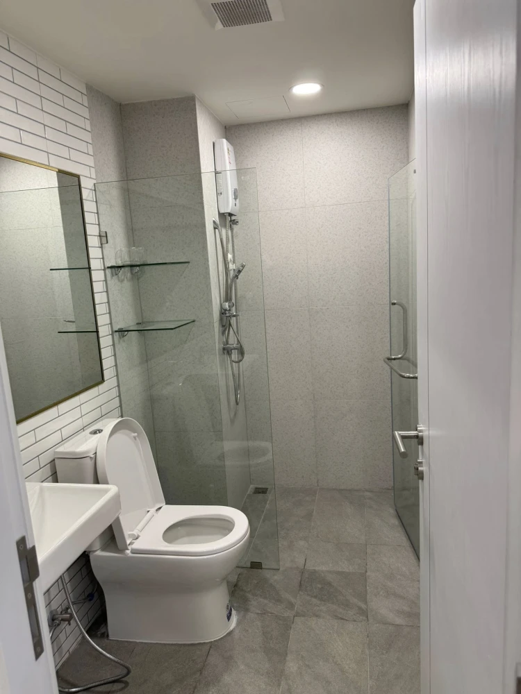 ให้เช่า beat sukumvit ห้องกว้างขวาง พื้นที่ใช้สอยเยอะ สิ่งอำนวยความสะดวกครบ จองเลย อย่าพลาด