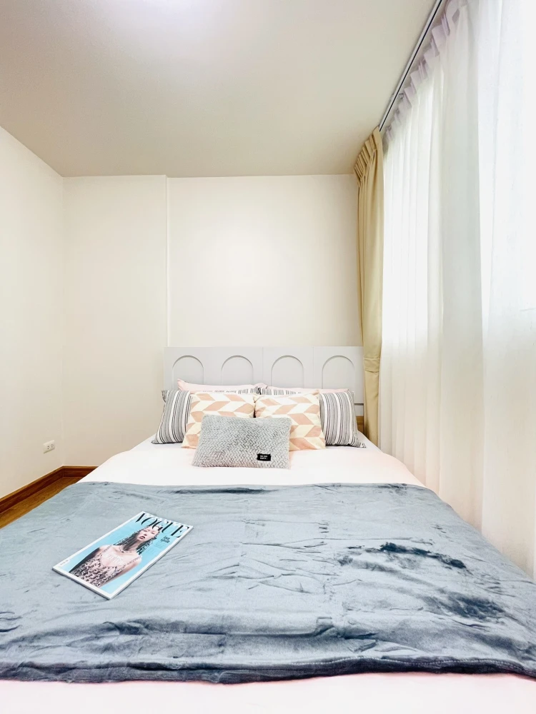 ให้เช่า Bliz Condominium Rama 9 - Hua Mak ห้องแต่งสวยคุมโทน มาพร้อมเฟอร์และสิ่งอำนวยความสะดวกครบครัน จองเลย