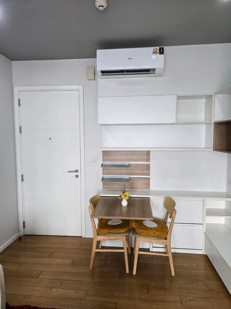 ให้เช่า Blocs 7 ห้องน่าอยู่ มาพร้อมเฟอร์นิเจอร์และเครื่องใช้ไฟฟ้าครบ จองเลย ด่วนๆ