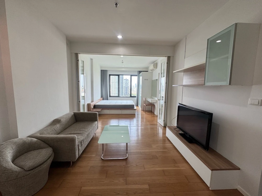 ให้เช่า Blocs 77 ชั้น 15 ห้องแต่งครบ พร้อมเข้าอยู่ สนใจจองเลย อย่ารอช้า