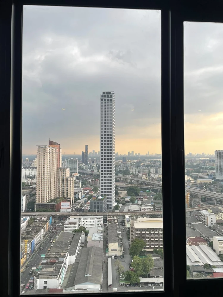 ให้เช่า Blocs 77 ห้องอยู่ชั้นสูง (ชั้น 27) ได้วิวเมืองสวยเริ่ด พร้อมเครื่องใช้ไฟฟ้า น่าจองสุดๆ