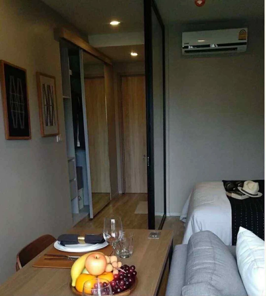 ให้เช่า Blossom Condo @ Sathorn-Charoenra ห้องน่าอยู่ เฟอร์ เครื่องใช้ไฟฟ้าครบครัน มาแต่ตัวเข้าอยู่ได้เลย