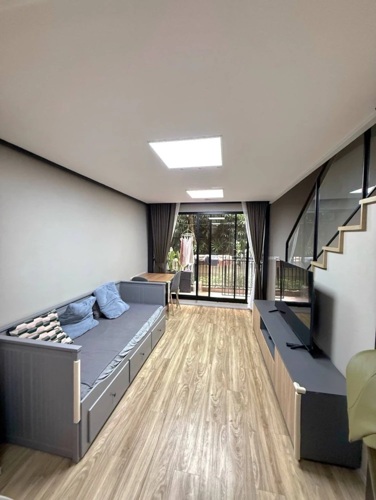 ให้เช่า Blossom Condo @ Sathorn-Charoenrat ห้องน่าอยู่ แต่งครบ รีบจับจองเลย