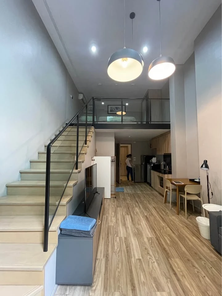 ให้เช่า Blossom Condo @ Sathorn-Charoenrat ห้องพร้อมอยู่ เฟอร์พร้อม กว้างอยู่สบาย จองเลย