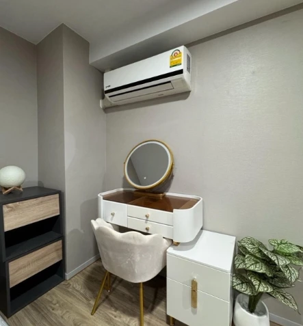 ให้เช่า Blossom Condo @ Sathorn-Charoenrat ห้องแต่งครบ น่าอยู่ จองเลย