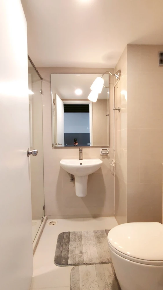 ให้เช่า Blossom Condo @Fashion ห้องน่าอยู่ เฟอร์พร้อม จองเลย