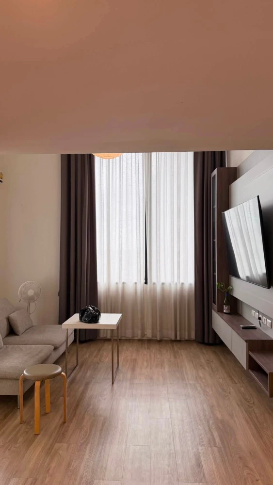 ให้เช่า Blossom Condo @Fashion ห้องสวย ชั้น 17 เป็น วิว Wonder World ห้องไม่ร้อน แสงสวย ถ่ายรูปสวย ต้องจอง