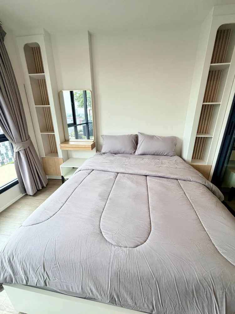 ให้เช่า Blue Sukhumvit 105 ชั้นบนสุด อากาศดี ห้องสวยตกแต่งครบ หิ้วกระเป๋าเข้าอยู่ได้เลย เฟอร์นิเจอร์และเครื่องใช้ไฟฟ้าครบ