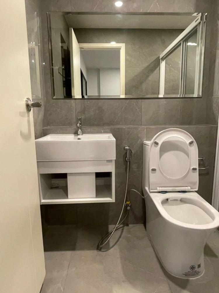 ให้เช่า Blue Sukhumvit 89 ชั้น 4 ห้องแต่งครบ น่าอยู่ สนใจจองเลย ห้ามพลาด