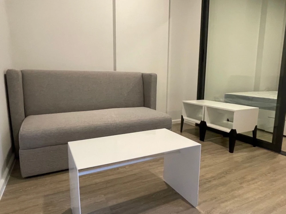 ให้เช่า Blue Sukhumvit 89 ชั้น 4 ห้องแต่งครบ น่าอยู่ สนใจจองเลย ห้ามพลาด