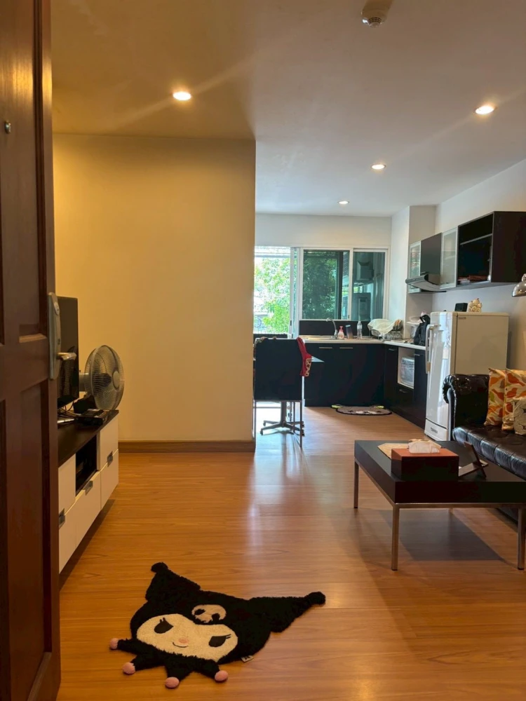 ให้เช่า  Bridge Phaholyothin 37 ห้องกว้างอยู่สบาย เฟอร์พร้อม มาแต่ตัวเข้าอยู่ได้เลย!!!