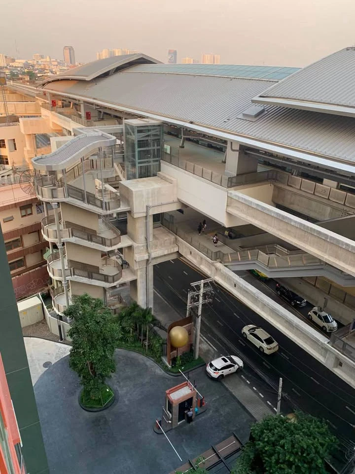 ให้เช่า BRIX CONDO จรัญสนิทวงศ์ 64 ห้องน่าอยู่ สิ่งอำนวยความสะดวกครบครัน ราคาอย่างโดน มาจองเลย