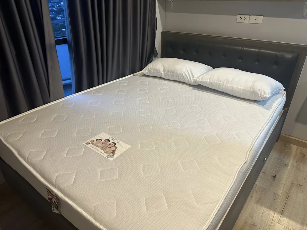 ให้เช่า Brix Condo ห้องพร้อมอยู่ เฟอร์ เครื่องใช้ไฟฟ้าครล ราคไม่แรง มาจับจองเลย อย่ารอช้า