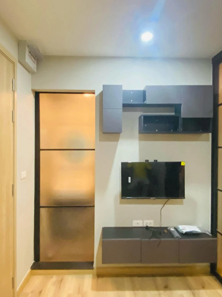 ให้เช่า Brix Condo ห้องพร้อมอยู่ เฟอร์ เครื่องใช้ไฟฟ้าครล ราคไม่แรง มาจับจองเลย อย่ารอช้า