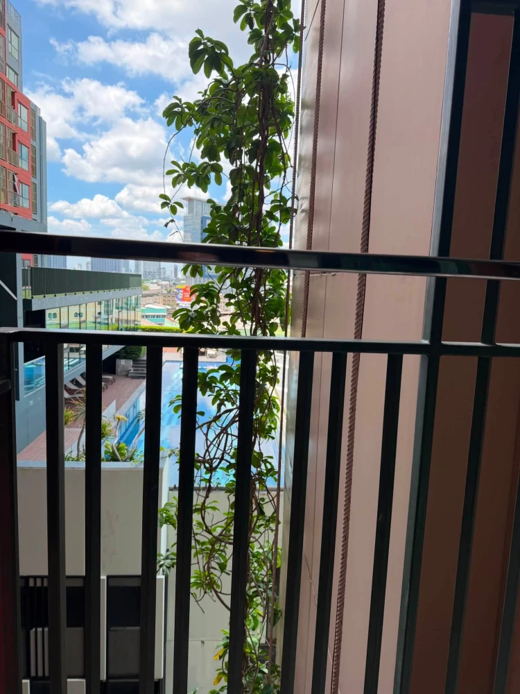 ให้เช่า Brix Condominium ชั้น 9 วิวสระว่ายน้ำ เฟอร์นิเจอร์บิวท์อิน เครื่องใช้ไฟฟ้าครบ รีบจองก่อนพลาด