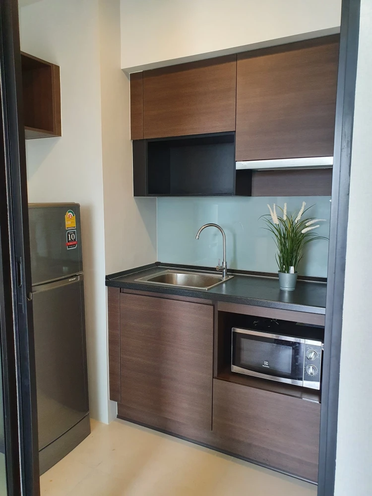 ให้เช่า Brix Condominium แบบ 2 ห้องนอน 1 ห้องน้ำ เฟอร์นิเจอร์ครบ พร้อมเครื่องใช้ไฟฟ้า น่าจองสุดๆ
