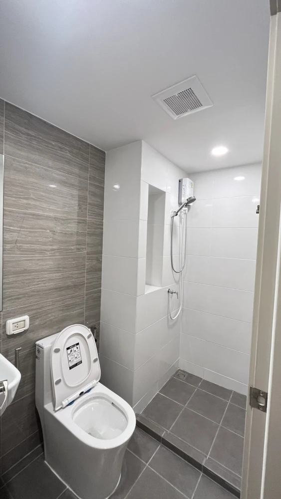 ให้เช่า BROMPTON Pet Friendly Sukhumvit 107 ห้องพร้อมอยู่ เฟอร์พร้อม หิ้วกระเป๋าใบเดียวมาได้เลย+++