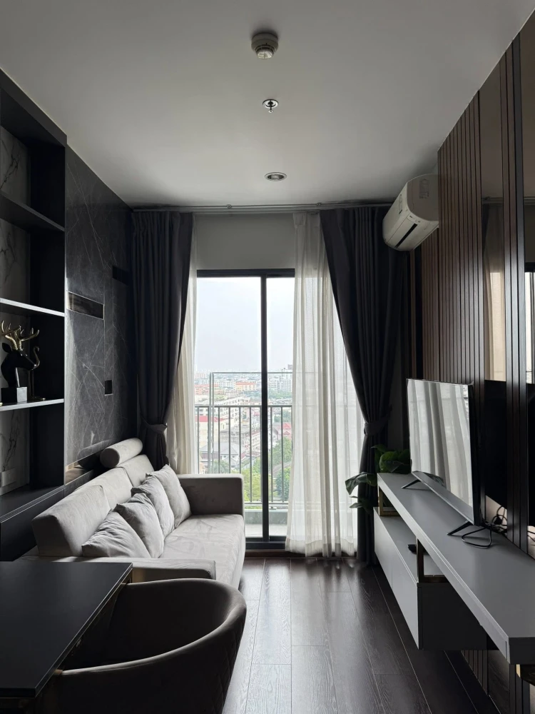 ให้เช่า C EKKAMAI ห้องแต่งสวย บิ้วอินเฟอร์นิเจอร์อย่างดี เฟอร์ครบครัน พลาดแล้วจะเสียใจ