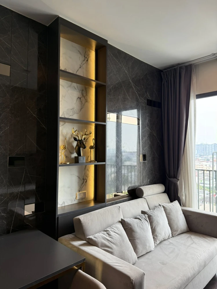 ให้เช่า C EKKAMAI ห้องแต่งสวย บิ้วอินเฟอร์นิเจอร์อย่างดี เฟอร์ครบครัน พลาดแล้วจะเสียใจ