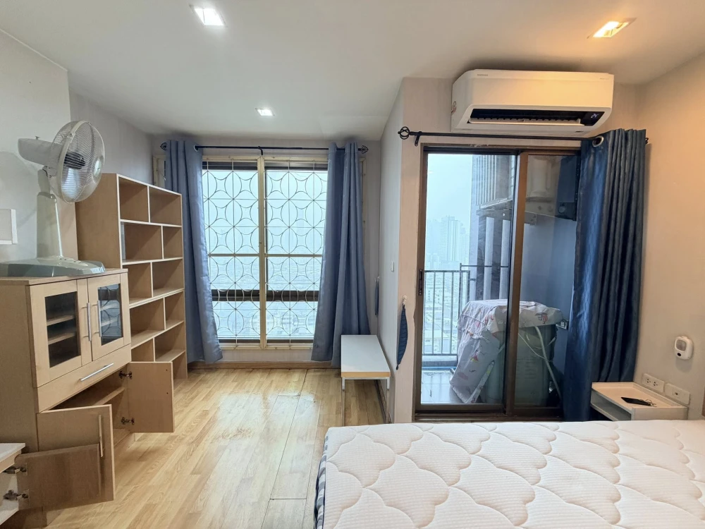 ให้เช่า Casa Condo Asoke-Dindaeng ห้องชั้นสูง น่าอยู่ พร้อมเฟอร์ มาแต่ตัวเข้าอยู่ได้เลย รีบจองเลยก่อนพลาด+++