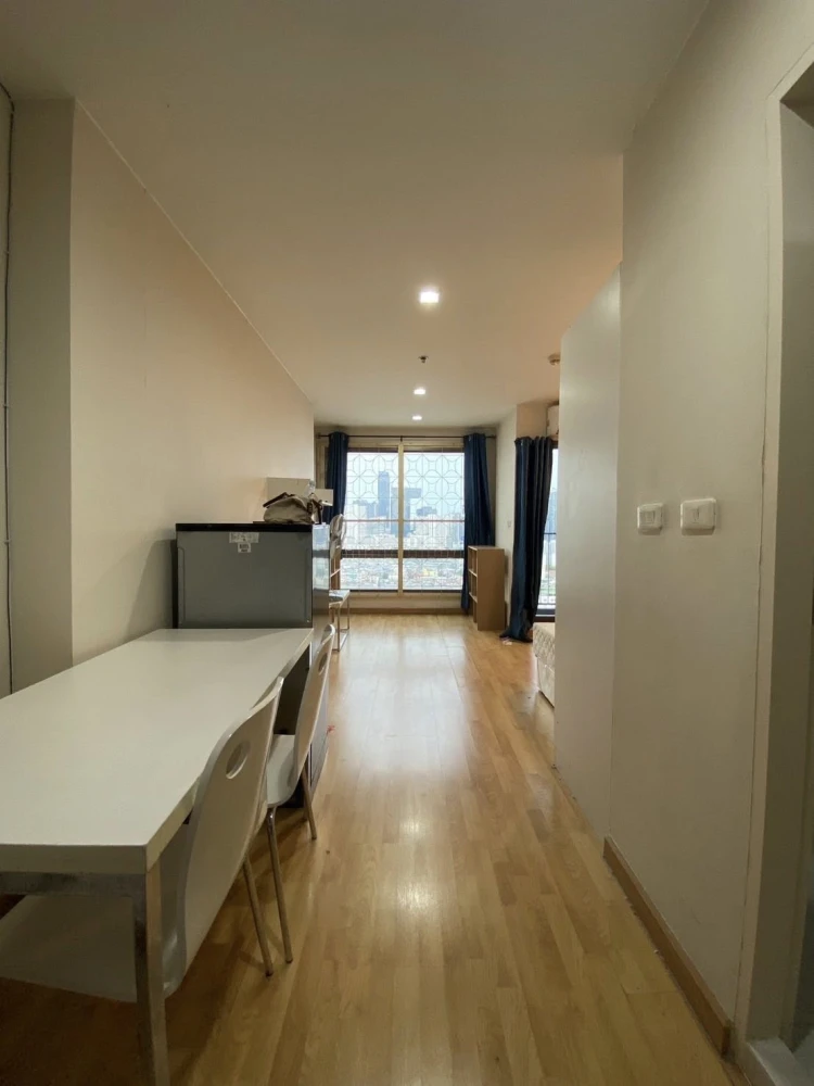 ให้เช่า Casa Condo Asoke-Dindaeng ห้องชั้นสูง น่าอยู่ พร้อมเฟอร์ มาแต่ตัวเข้าอยู่ได้เลย รีบจองเลยก่อนพลาด+++