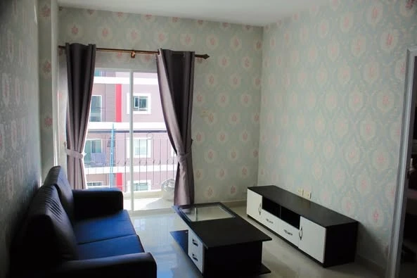ให้เช่า CC Condominium 2 1 ห้องนอน 1 ห้องน้ำ มาพร้ออมเฟอร์ครบครัน ติดวอลเปเปอร์อย่างดี ห้ามพลาด
